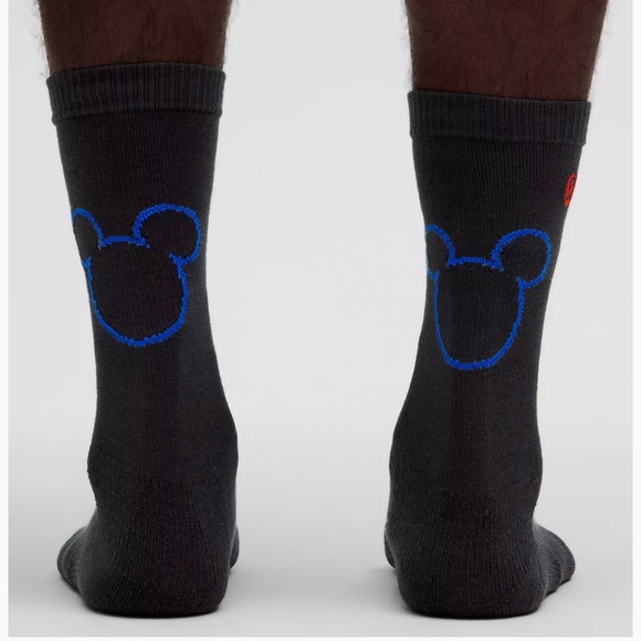 Disney x lululemon Men's Daily Stride Comfort Crew Socks 3 Pack NWT - Picture 4 of 7
